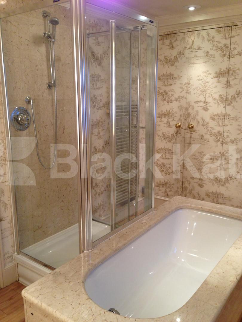 			NEW INSTRUCTION, 3 Bedroom, 1 bath, 1 reception Mews House			 Eaton Row, Belgravia